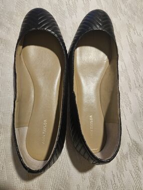 Ann Taylor Black Quilted Slip-On Ballet Flats